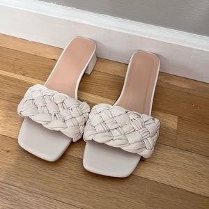 NWOT Braided Heel Sandals Size 5